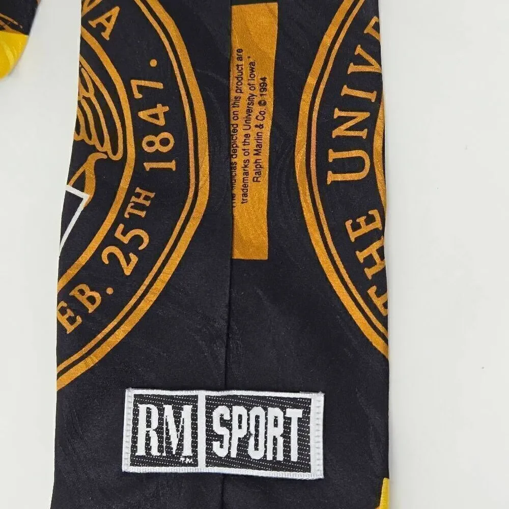 IOWA HAWKEYES VINTAGE SILK TIE GO HAWKS CAITLIN CLARK RM STYLE SATIN 3.5